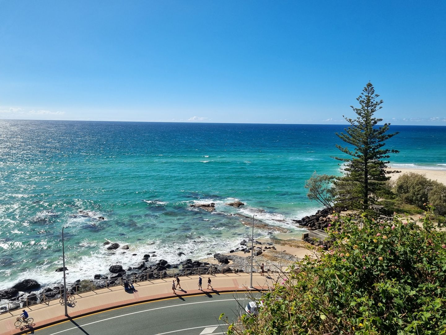 Kirra Point Beach 10 August 23